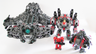 The battlecruiser <em>Hyperion</em> from <em>Starcraft II</em>, à la LEGO